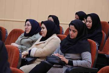 کارگاه آموزشی اصلاح سبک زندگی جهت پیشگیری از بحران سالخوردگی جمعیت ویژه رؤسای ادارات، متخصصان، اعضای هیئت علمی و کارکنان دانشگاه