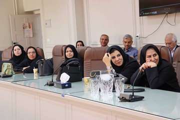 برگزاری جشن ولادت حضرت زینب(س) و روز پرستار در معاونت بهداشتی 