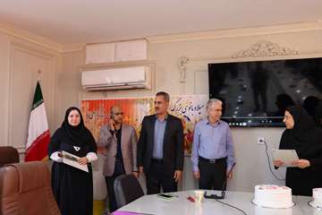 برگزاری جشن ولادت حضرت زینب(س) و روز پرستار در معاونت بهداشتی 