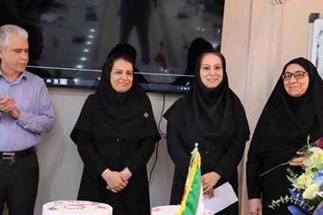برگزاری جشن ولادت حضرت زینب(س) و روز پرستار در معاونت بهداشتی 