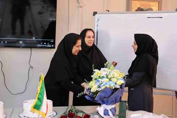 برگزاری جشن ولادت حضرت زینب(س) و روز پرستار در معاونت بهداشتی 