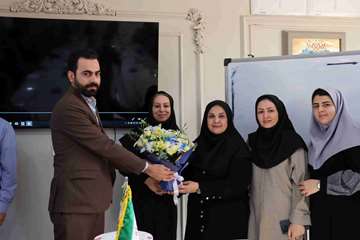 برگزاری جشن ولادت حضرت زینب(س) و روز پرستار در معاونت بهداشتی 