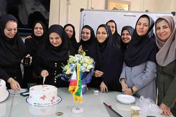 برگزاری جشن ولادت حضرت زینب(س) و روز پرستار در معاونت بهداشتی 