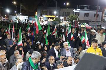 اجتماع بزرگ خانواده دانشگاه علوم پزشکی رفسنجان  در میدان سپهبد شهید حاج قاسم سلیمانی/22 فروردین1405