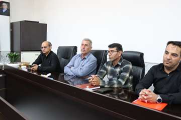 نشست معاونت بهداشتی دانشگاه علوم پزشکی رفسنجان با تیم فوتسال