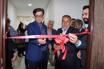 آیین آغاز برنامه ملی واکسیناسیون سرخک و سرخچه در رفسنجان با حضور فرماندار و مسئولان دانشگاه علوم پزشکی